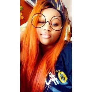 Meet your Posher, Lucy